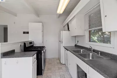 440 Rousseau St, Hayward, CA 94544 - Photo 6