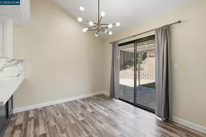 2300 Lake Park Ct, Martinez, CA 94553 - Photo 12