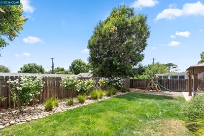 2674 Olivera Rd, Concord, CA 94519 - Photo 42