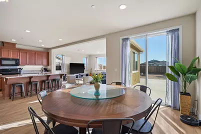 5477 Sierra Trail Way, Antioch, CA 94531 - Photo 12
