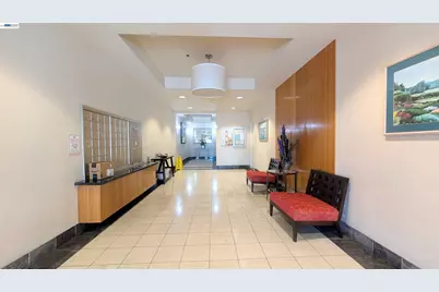 989 Webster St #645, Oakland, CA 94607 - Photo 2