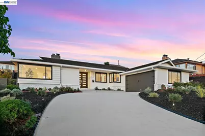 2356 Marineview Dr, San Leandro, CA 94577 - Photo 2
