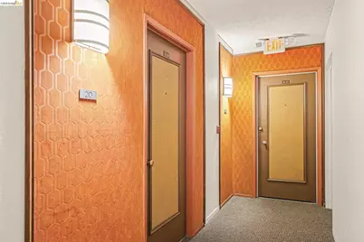 651 Oakland Ave #2D, Oakland, CA 94611 - Photo 4