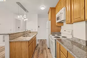 651 Oakland Ave, Oakland, CA 94611 - Photo 14