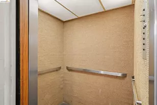 651 Oakland Ave, Oakland, CA 94611 - Photo 2