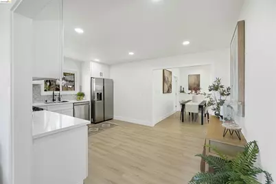 1090 Central Blvd, Hayward, CA 94542 - Photo 16