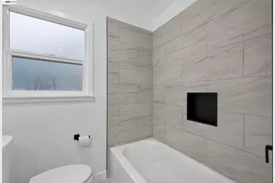 19515 Western Blvd, Hayward, CA 94541 - Photo 42