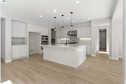 2200 Lotus Way, Tracy, CA 95376 - Photo 12