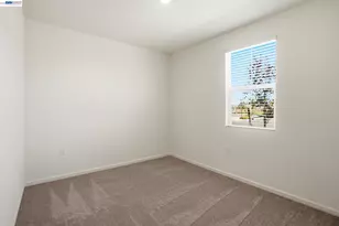 16047 Pirates Cv Ln, Lathrop, CA 95330 - Photo 12