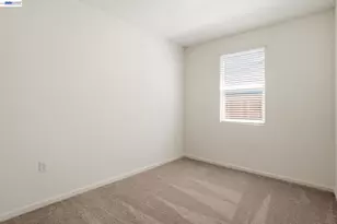16047 Pirates Cv Ln, Lathrop, CA 95330 - Photo 18