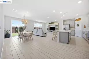1012 Ramos Dr, Winters, CA 95694 - Photo 10