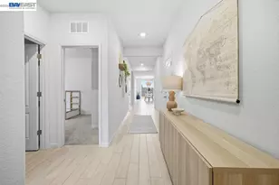 1012 Ramos Dr, Winters, CA 95694 - Photo 2
