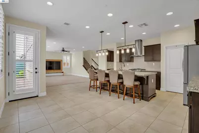 582 Pasture Ave, Lathrop, CA 95330 - Photo 14