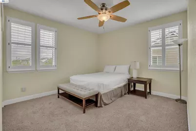 582 Pasture Ave, Lathrop, CA 95330 - Photo 22