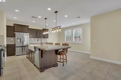 582 Pasture Ave, Lathrop, CA 95330 - Photo 12