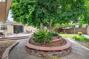 1576 4th St, Livermore, CA 94550 - Photo 30