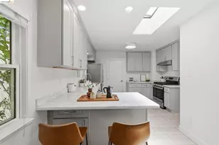 3142 Maxwell Ave, Oakland, CA 94619 - Photo 12