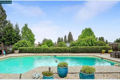 341 Twinview Dr, Pleasant Hill, CA 94523 - Photo 30