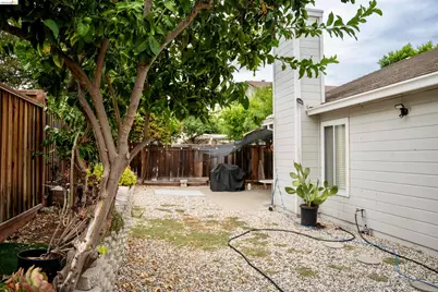 4808 Pineview Way, Antioch, CA 94531 - Photo 18