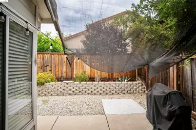 4808 Pineview Way, Antioch, CA 94531 - Photo 16