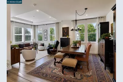 247 Quarter Circle, Davis, CA 95618 - Photo 2