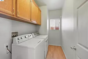 1881 Serpentine Dr, Union City, CA 94587 - Photo 38