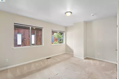 3858 Maybelle Ave, Oakland, CA 94619 - Photo 14