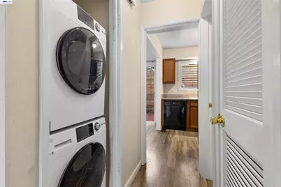 3858 Maybelle Ave, Oakland, CA 94619 - Photo 10