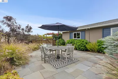 429 Harbor Light Road, Alameda, CA 94501 - Photo 10