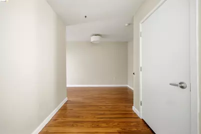 425 28th Street #101B, Oakland, CA 94609 - Photo 24