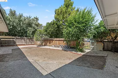 4150 Brookside Dr, Pittsburg, CA 94565 - Photo 24