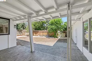 4150 Brookside Dr, Pittsburg, CA 94565 - Photo 32