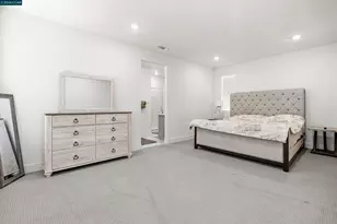 2214 Daimler St, Lathrop, CA 95330 - Photo 12