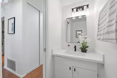 1486 Newhall Pkwy, Concord, CA 94521 - Photo 30
