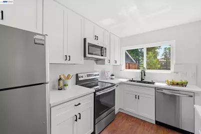 1486 Newhall Pkwy, Concord, CA 94521 - Photo 20