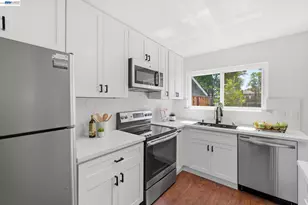 1486 Newhall Pkwy, Concord, CA 94521 - Photo 20