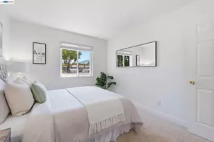 1486 Newhall Pkwy, Concord, CA 94521 - Photo 8