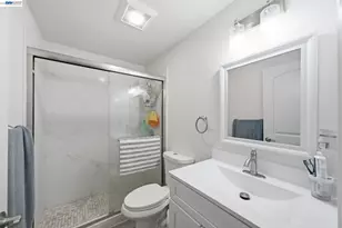 17208 President Dr, Castro Valley, CA 94546 - Photo 42