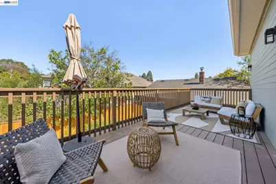5956 Canning St, Oakland, CA 94609 - Photo 30