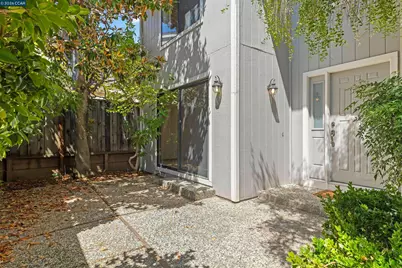 1085 Camino Verde Cir, Walnut Creek, CA 94597 - Photo 4