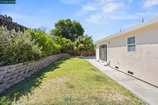 2274 Mt Whitney Dr, Pittsburg, CA 94565 - Photo 22