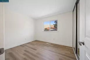 2274 Mt Whitney Dr, Pittsburg, CA 94565 - Photo 20