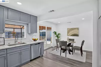 20242 Lucot Ct, San Lorenzo, CA 94541 - Photo 8