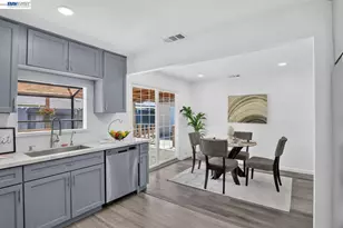 20242 Lucot Ct, San Lorenzo, CA 94541 - Photo 8