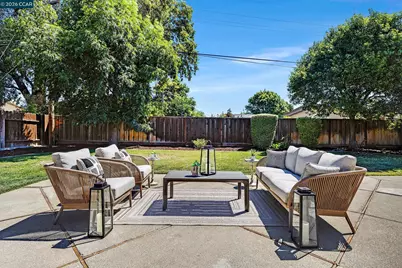 8569 Wicklow Ln, Dublin, CA 94568 - Photo 38