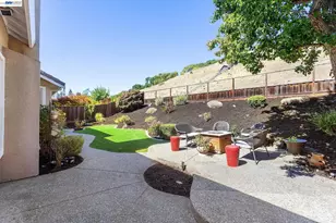 25518 Gold Ridge Dr, Castro Valley, CA 94552 - Photo 44