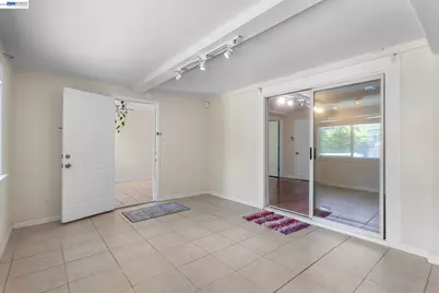 1691 Ashbury Dr, Concord, CA 94520 - Photo 22