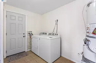 1691 Ashbury Dr, Concord, CA 94520 - Photo 26