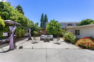1691 Ashbury Dr, Concord, CA 94520 - Photo 30