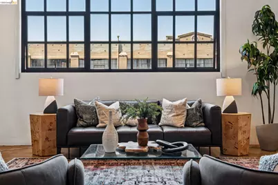 247 4th St #301, Oakland, CA 94607 - Photo 4